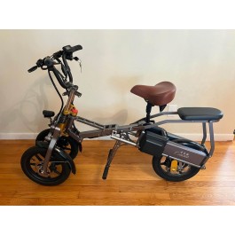 Concise folding trike